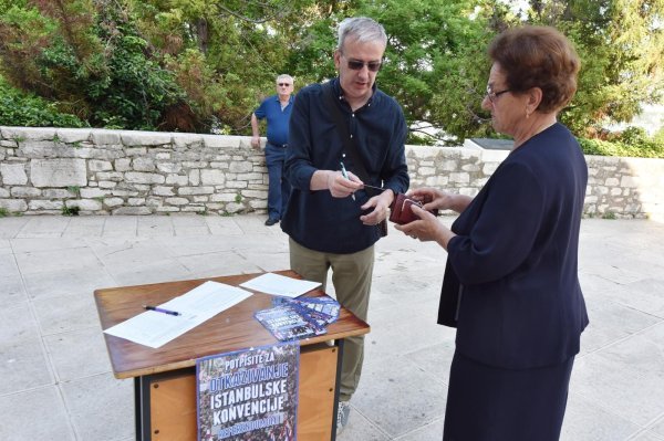 Šibenik: Počelo prikupljanje potpisa za referendum o otkazivanju Istanbulske konvencije