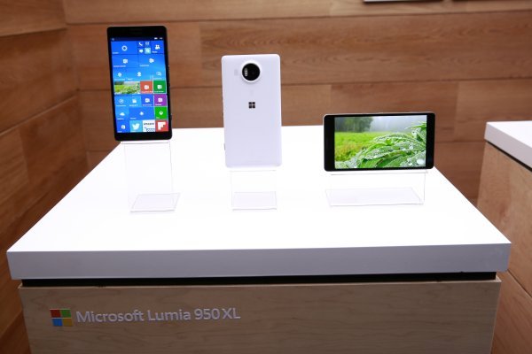 Microsoft Lumia 950 XL Promo/Microsoft