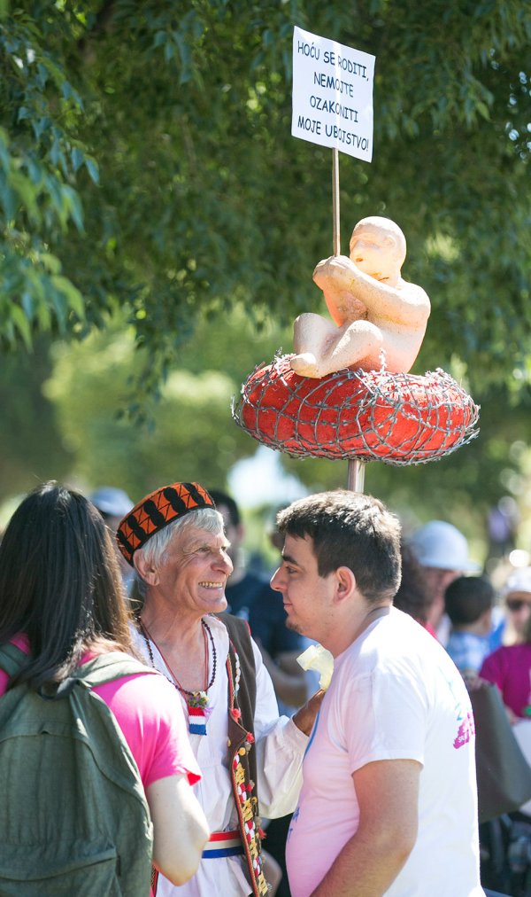 Splitski "Hod za život" od uvale Zvončac do Rive