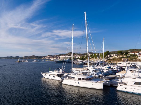 Turska Doğuş grupa vlasnik je luksuzne hrvatske marine Mandalina