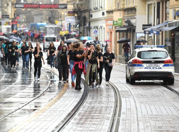 Okupljanje maturanata na Trgu bana Jelačića