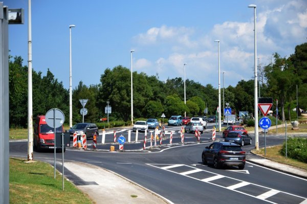 Kikiriki Rotor u Puli