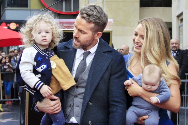 Blake Lively i Ryan Reynolds s kćerima James i Ines