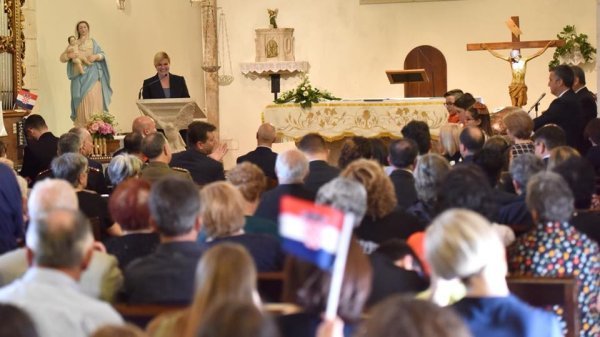 Predsjednica Kolinda Grabar Kitarović u posjetu moliškim Hrvatima