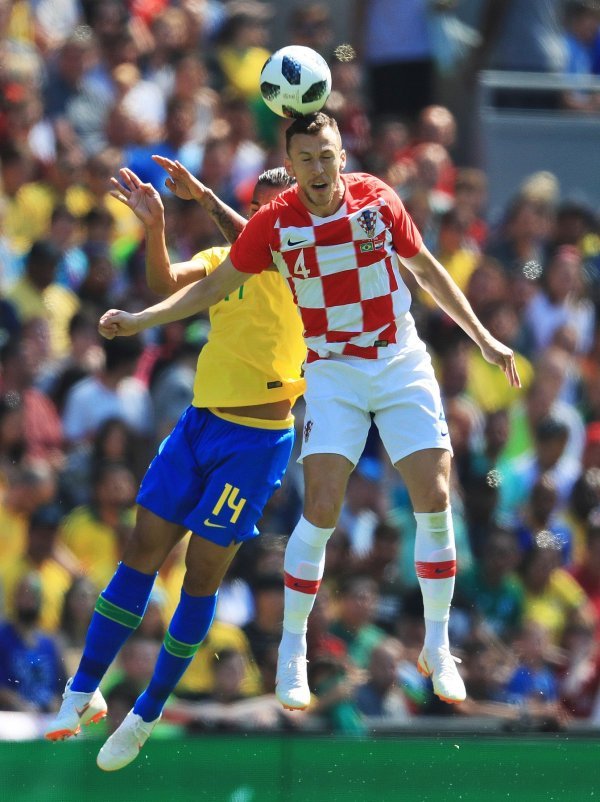 Brazil (Danilo) - Hrvatska (Ivan Perišić)