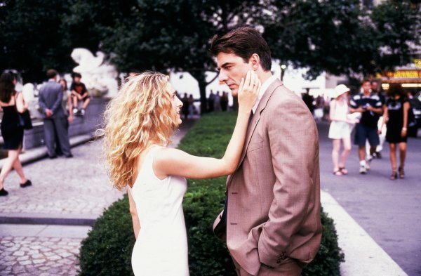 Sarah Jessica Parker (kao Carrie Bradshaw) i Chris Noth (kao Mr. Big)