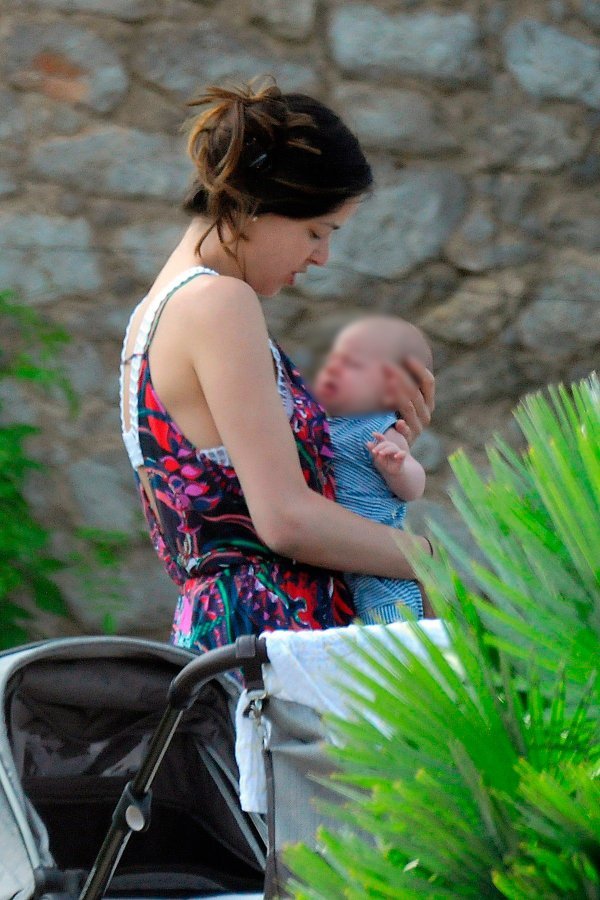 Ana Ivanović s bebom