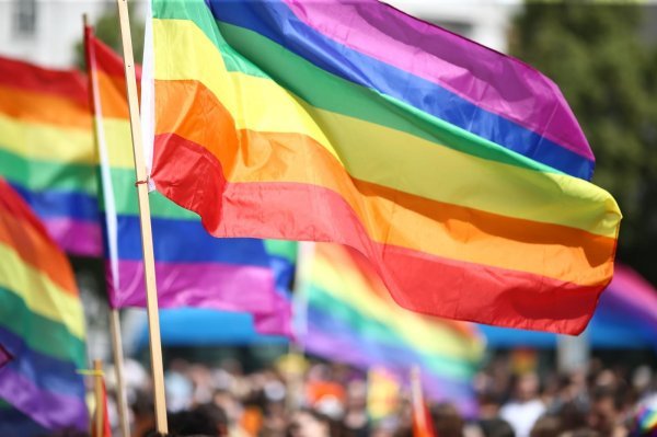 Okupljanje sudionka 17. Povorke ponosa LGBTIQ osoba i obitelji Zagreb Pride 2018.