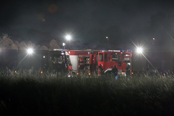 Požar na Radničkoj cesti u blizini tvornice papira PAN