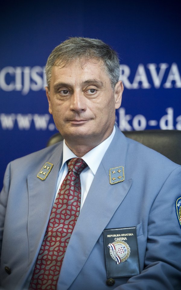 Pomoćnik Predstojnika Graničnog Carinskog ureda Vinjani Donji, Davor Livajić