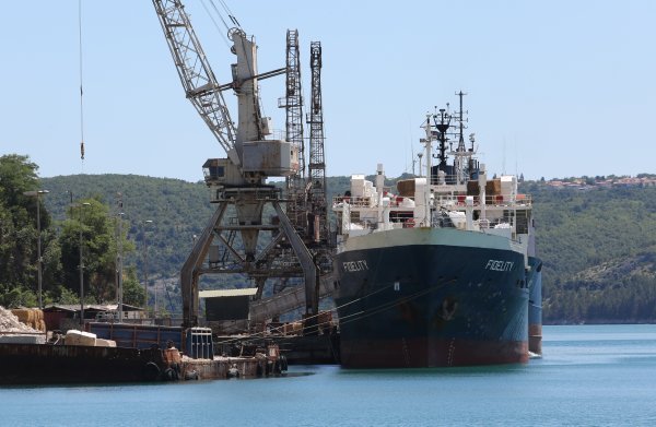 Onečišćenje mora u Raškom Zaljevu