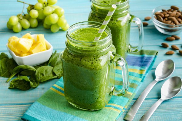 Baza smoothieja može biti voće, povrće, mliječni proizvodi, biljni napici ili voda Thinkstock