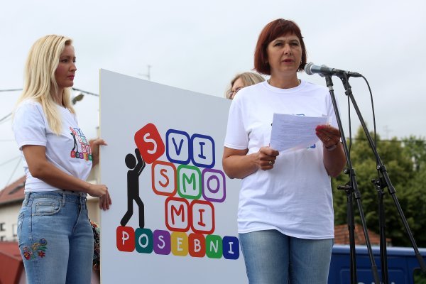 Prosvjednici ispred Ministarstva znanosti