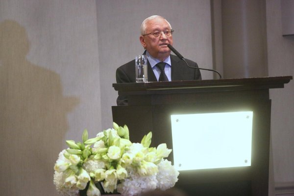 Anvar Azimov