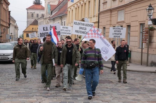 Pirotehničari stižu na Markov trg