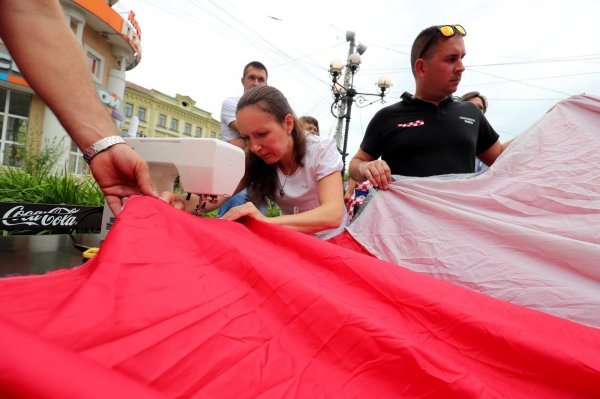 Nižnji Novgorod: Lokalna krojačica spaja hrvatsku zastavu s kojom će navijači prošetati gradom