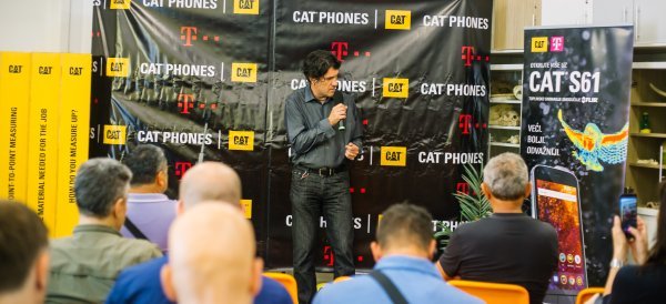 CAT s61