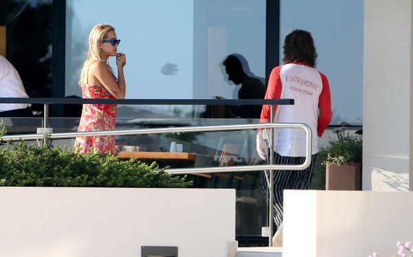 Pjevačica Rita Ora stigla je u Poreč gdje će nastupiti na Rise Up Festivalu