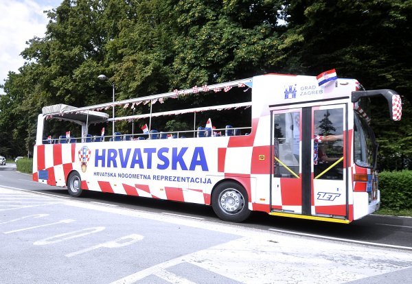 Autobusi za Vatrene