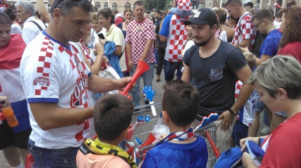 Poljak Mario također je prodavao navijačke rekvizite