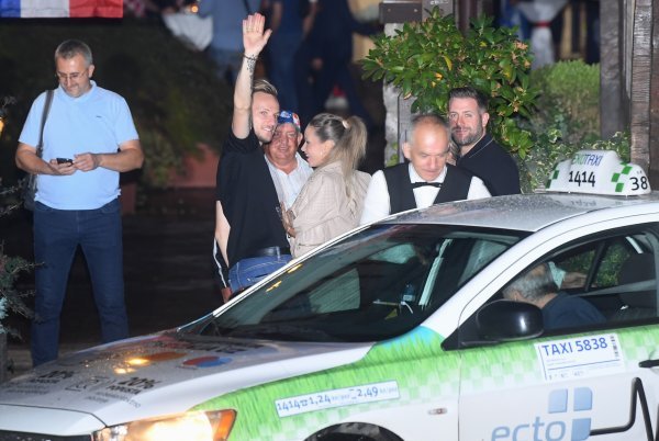 Ivan Rakitić sa suprugom Raquel