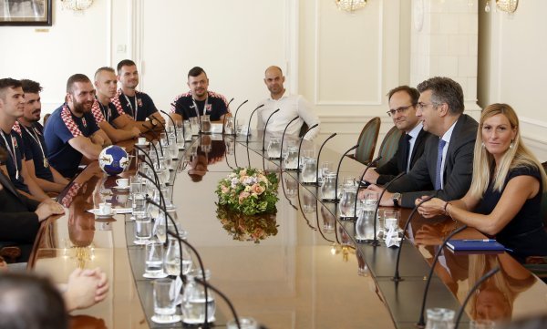 Premijer Andrej Plenković primio 'Tihe paklene'