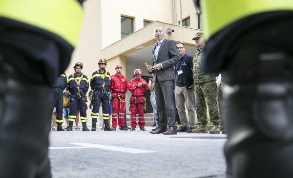 Ministar Krstičević u obilasku Divulja