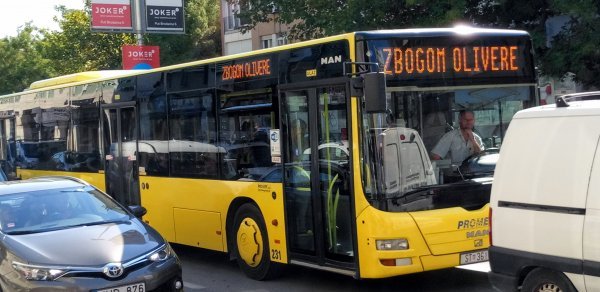 Splićani se i na autobusima opraštaju od Olivera