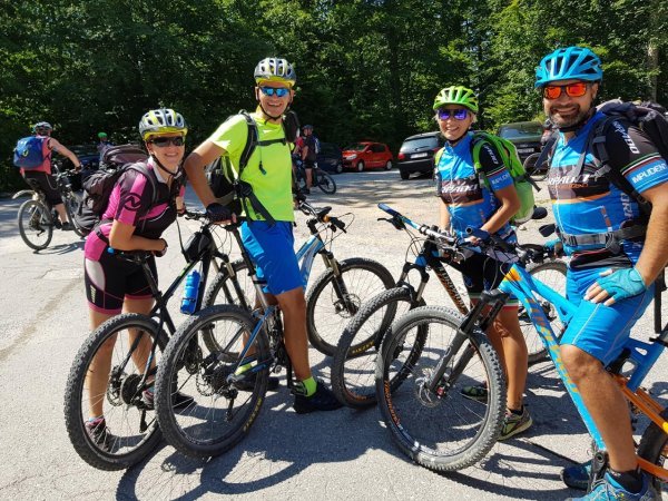 Bojan, Mirela, Pia i Andrej