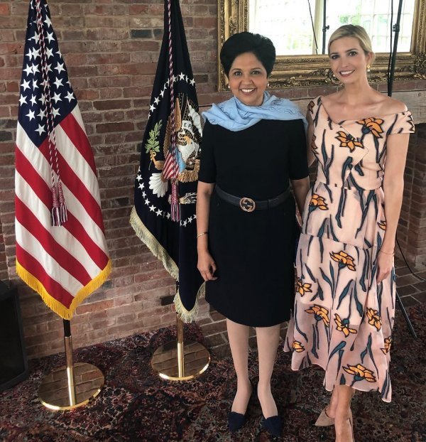 Indra Nooyi, predsjednica uprave PepsiCoa i Ivanka Trump