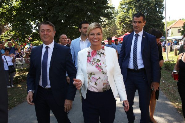 Aljmaš: Kolinda Grabar Kitarović prisustvovala proslavi blagdana Velike Gospe