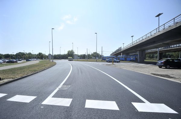 Promijenjen asfaltni sloj na rotoru Avenija Dubrovnik - Sarajevska cesta
