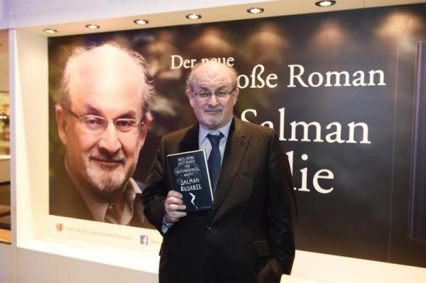 Salman Rushdie Pixsell