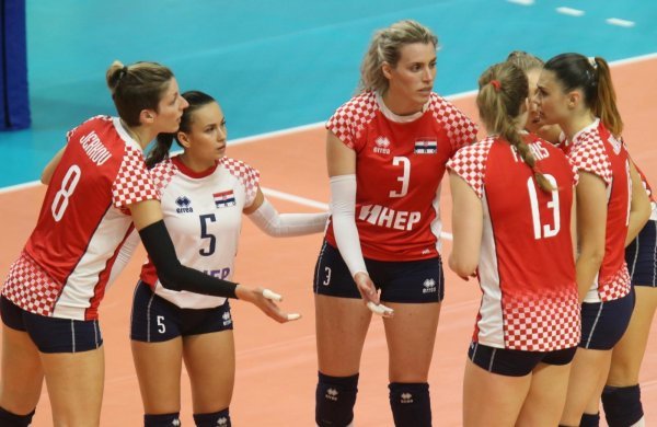 Mia Jerkov, Nikolina Božičević, Elena Vukić, Samanta Fabris