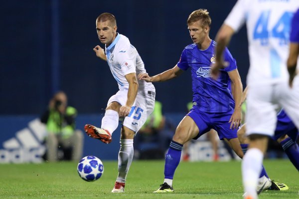 Dinamo - Rijeka, Olmo i Grahovac s loptom