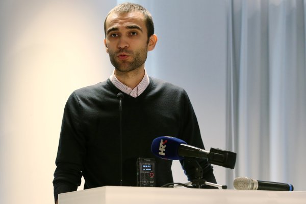 Sindikati javnih službi održali konferenciju za medije o visini plaća