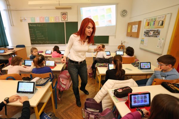 Kupnja informatičke opreme veliko je ulaganje u obrazovanje, a osposobljavanje učitelja - zaboravljeno 