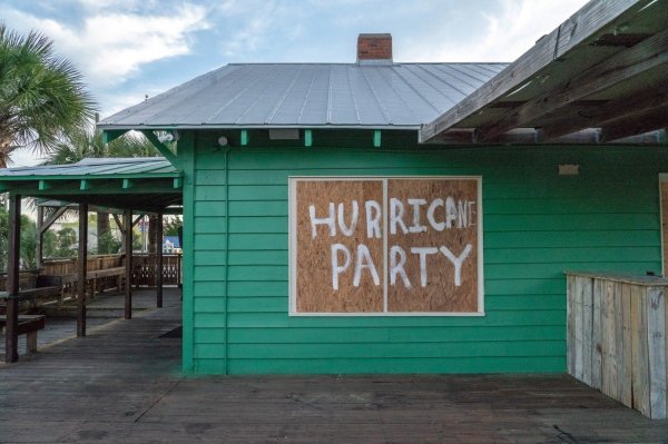 Posljednje pripreme za uragan Florence