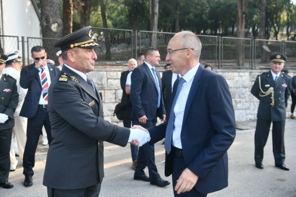 Kolinda Grabar Kitarović i Damir Krstičević u Pločama