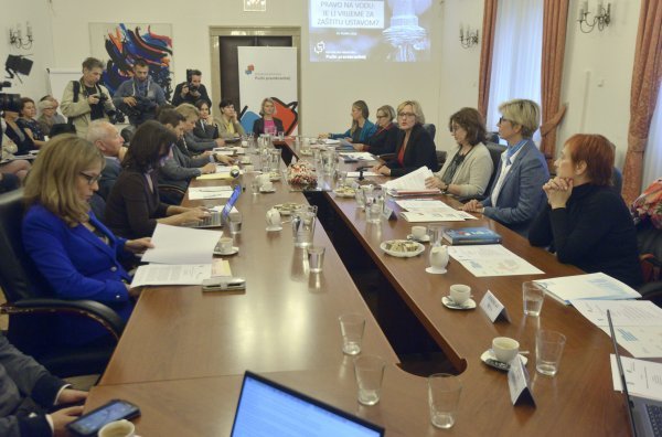 Okrugli stol 'Ljudsko pravo na vodu – je li vrijeme za zaštitu Ustavom?'