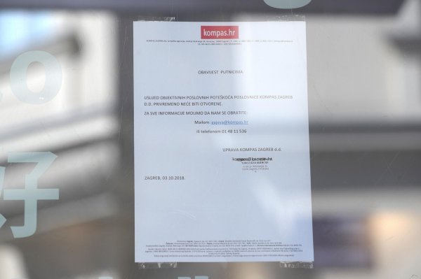 Zatvorena poslovnica turističke agencije Kompas u Gajevoj ulici