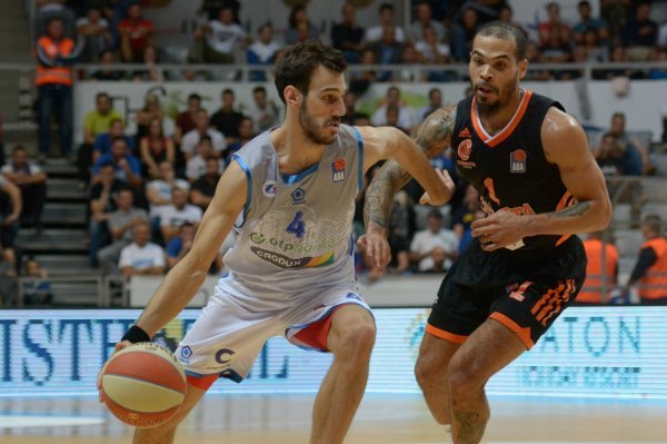 Zadar (Lovre Bašić) - Cedevita (Justin Cobbs)