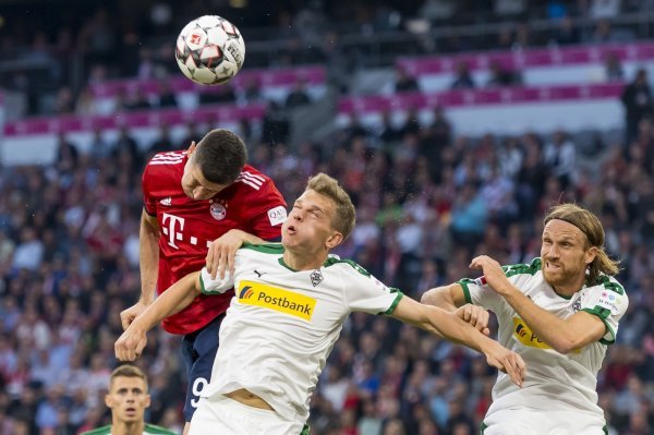 Bayern (Robert Lewandowski) - Borussia (Matthias Ginter, Michael Lang)