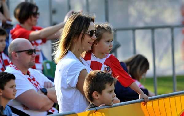 Ugođaj pred utakmicu NK Bjelovar - Hrvatska