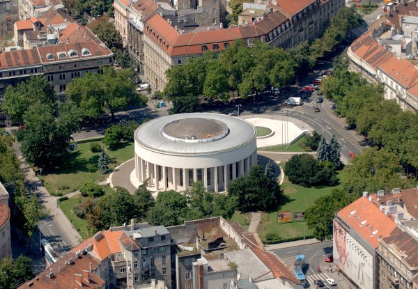 Trg žrtava fašizma