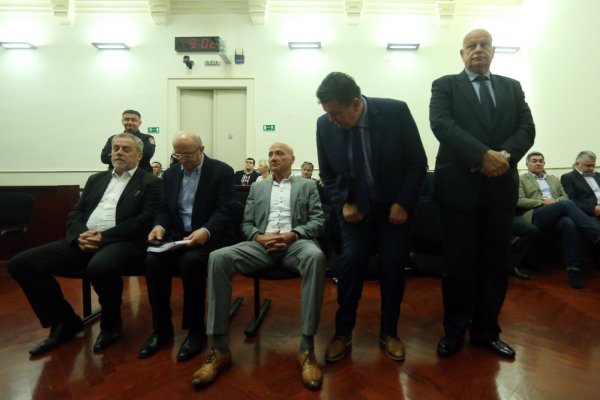 Milan Bandić, Slobodan Ljubičić, Petar Pripuz, Ivan Tolić, Miljenko Benko