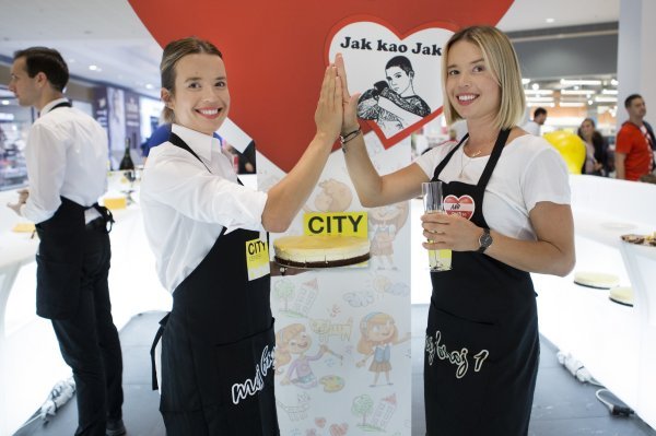 Ana i Lucija Zaninovic