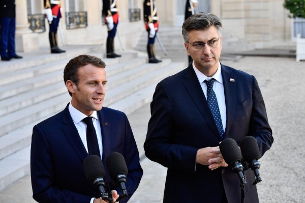 Emmanuel Macron i Andrej Plenković