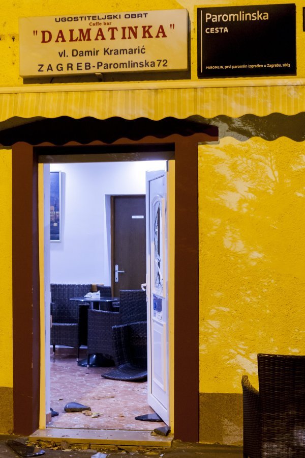 Očevid u kafiću Dalmatinka