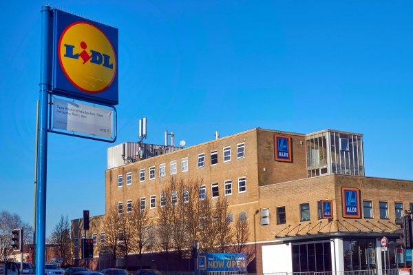 Konkurenti Lidl i Aldi u britanskom Blackwateru